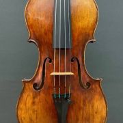 Modelo STRADIVARI-CANDI. Barcelona, 2022.